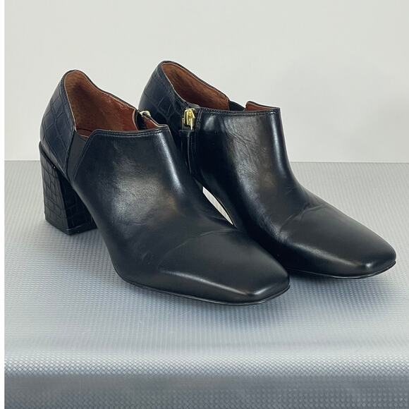 Vionic Linda Black Leather Croc Embossed Detail Ankle Heeled Bootie Size 8 - Picture 2 of 10